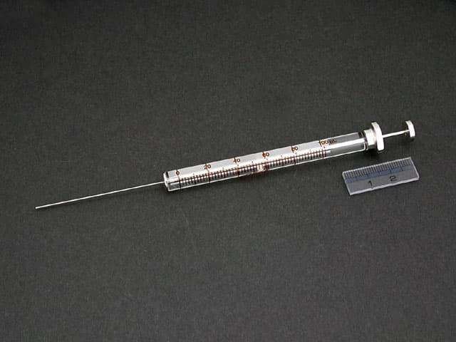 Immagine di Syringe 100F-LC; 100 µl; fixed needle;22G;51mm needle length;lc