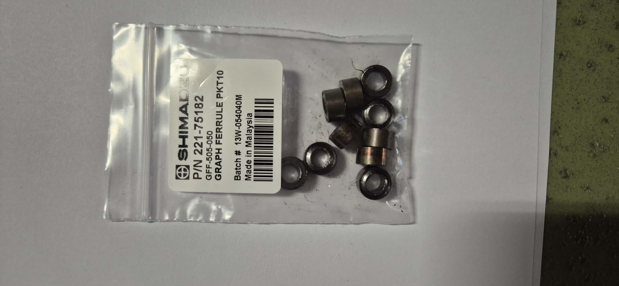 Picture of GFF-505-050 GRAPH FERRULE PKT10